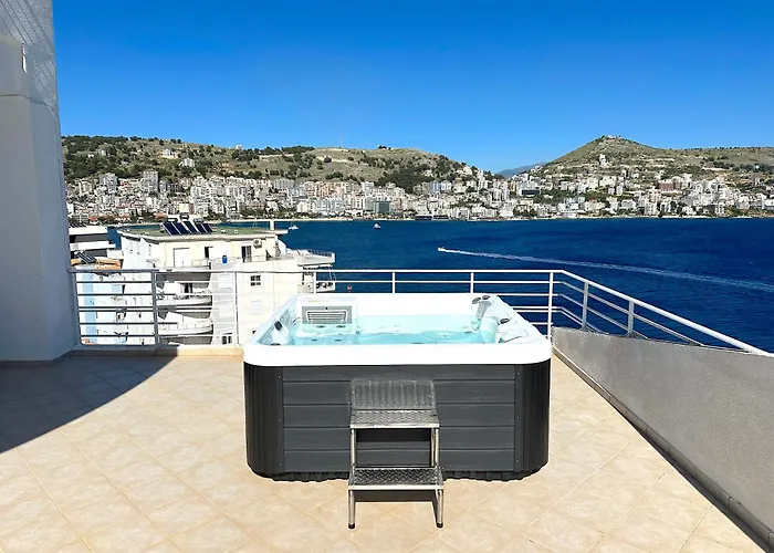 Seafront Oasis Luxury Apartment, With Sae View