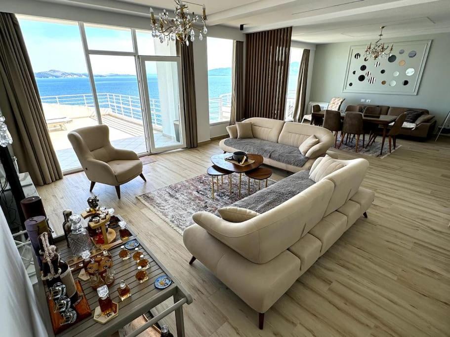 Seafront Oasis Luxury Apartment, With Sae View * Saranda