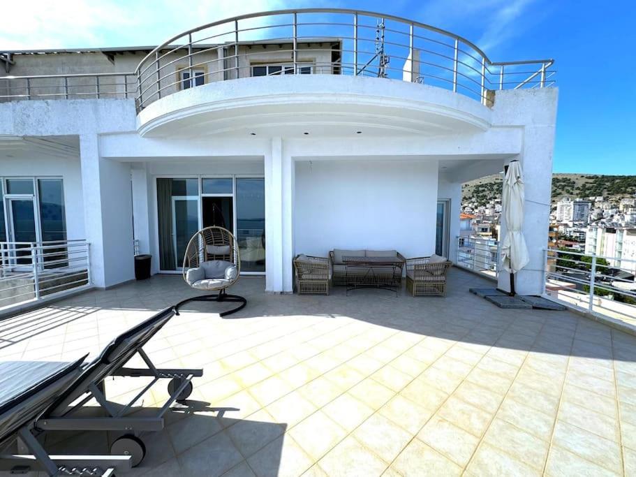 Seafront Oasis Luxury Apartment, With Sae View *