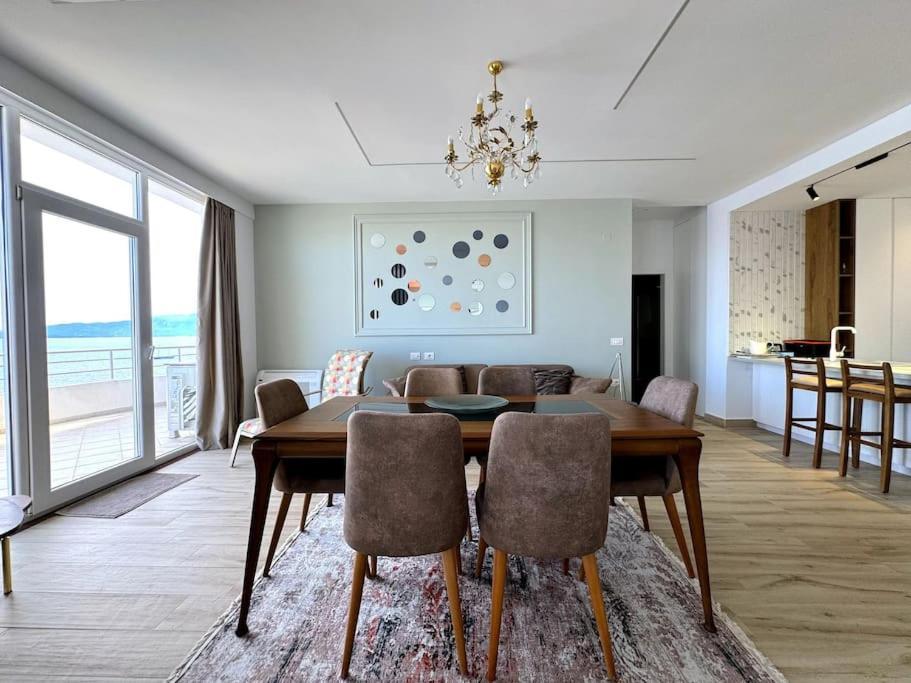 Seafront Oasis Luxury Apartment, With Sae View * Saranda