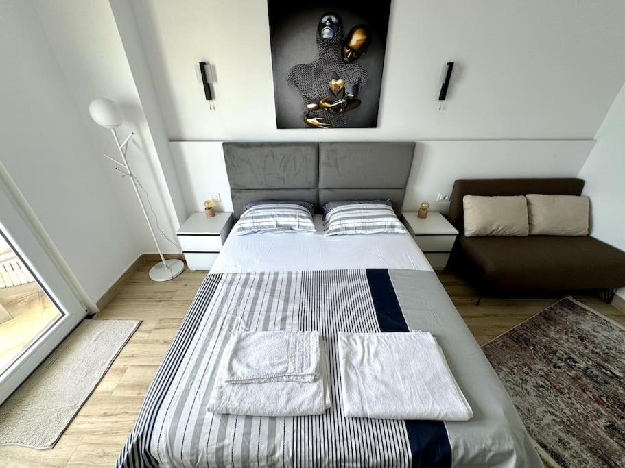 Seafront Oasis Luxury Apartment, With Sae View * Saranda